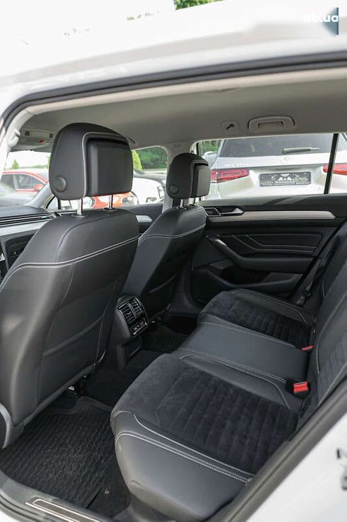 Volkswagen Passat 2020 - фото 7