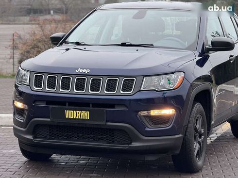 Jeep Compass 2018 - фото 3
