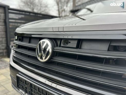 Volkswagen Touareg 2019 - фото 19