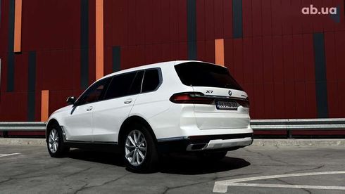 BMW X7 2021 - фото 9