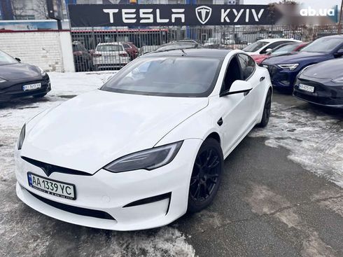 Tesla Model S 2021 - фото 15