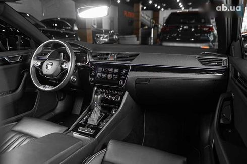 Skoda Superb 2020 - фото 26