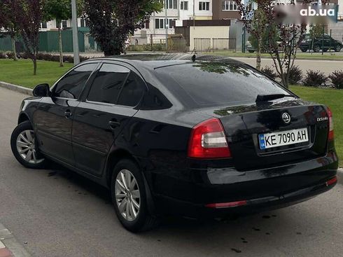 Skoda Octavia 2012 - фото 6