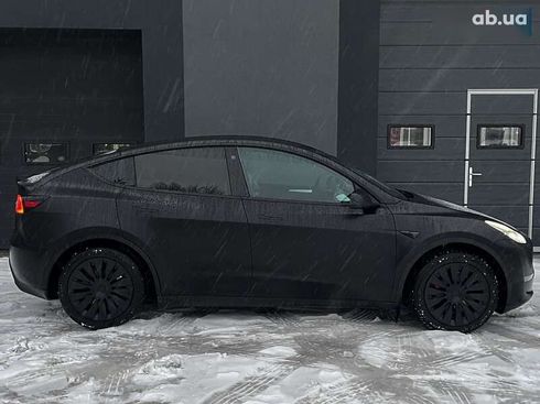 Tesla Model Y 2023 - фото 11