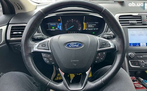 Ford Fusion 2018 - фото 10