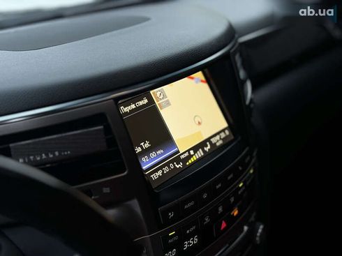 Lexus LX 2015 - фото 25