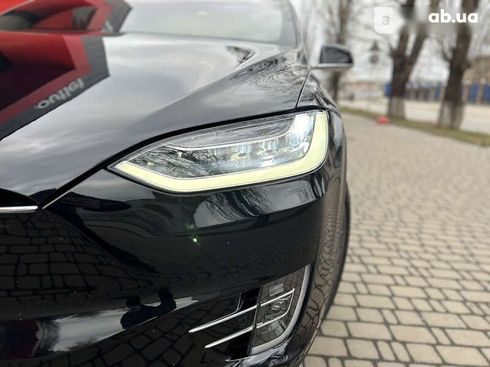 Tesla Model X 2018 - фото 22