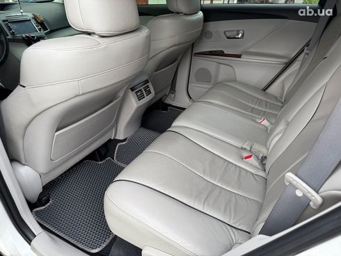 Toyota Venza 2009 белый - фото 12
