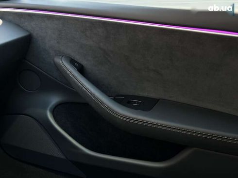 Tesla Model 3 2024 - фото 16