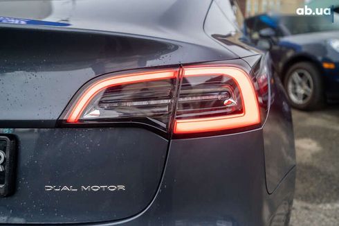 Tesla Model 3 2021 - фото 14