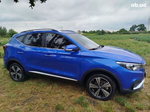 MG ZS EV 2020 синий - фото 8