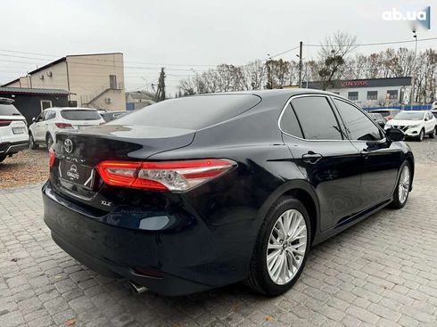 Toyota Camry 2018 - фото 16