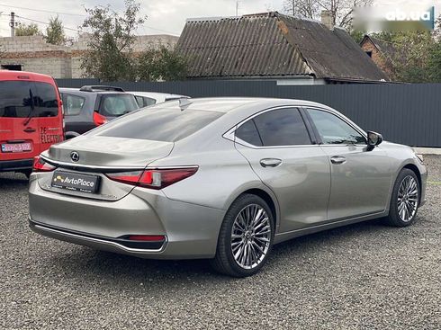 Lexus ES 2021 - фото 11