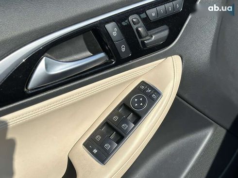 Infiniti QX30 2017 - фото 12