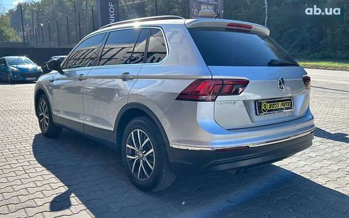 Volkswagen Tiguan 2017 - фото 4