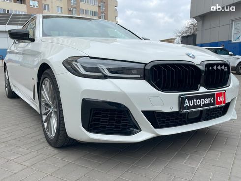 BMW 5 серия 2020 белый - фото 11