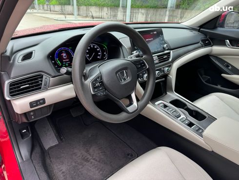 Honda Accord 2018 красный - фото 29