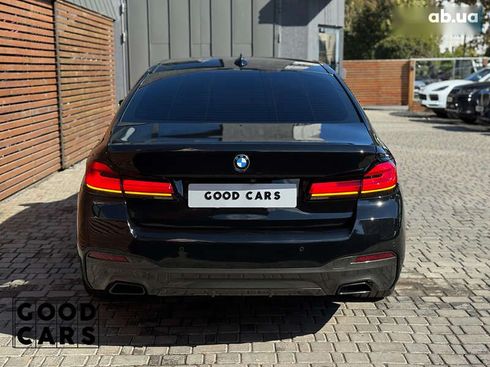 BMW 5 серия 2022 - фото 6