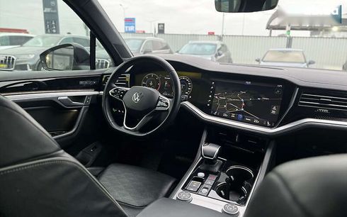 Volkswagen Touareg 2021 - фото 29