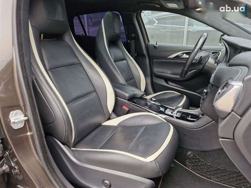 Infiniti QX30 2017 - фото 11