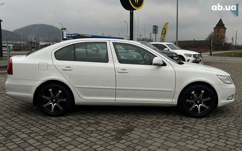 Skoda Octavia 2012 - фото 7