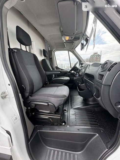 Renault Master 2018 - фото 11