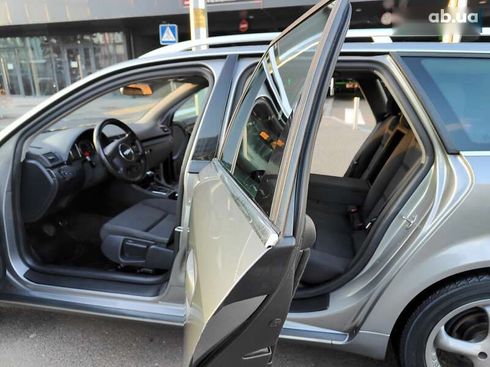 Audi A4 2004 - фото 6