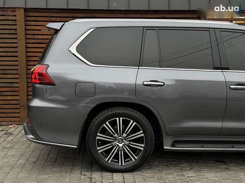 Lexus LX 2020 - фото 27