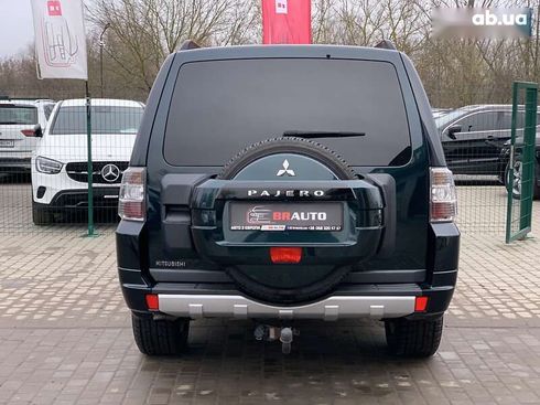 Mitsubishi Pajero Wagon 2014 - фото 17