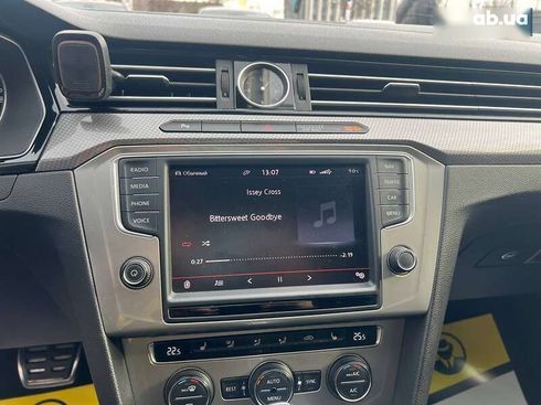 Volkswagen Passat 2016 - фото 15
