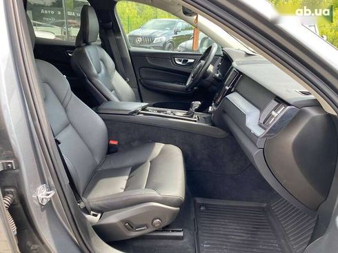 Volvo XC60 2019 - фото 23