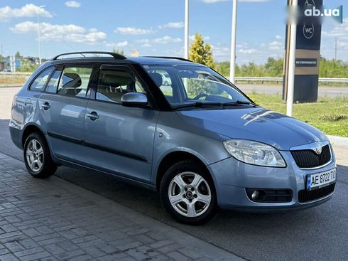 Skoda Fabia 2008 - фото 6