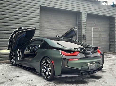 BMW i8 2016 - фото 19