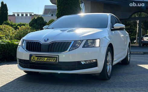 Skoda Octavia 2017 - фото 3