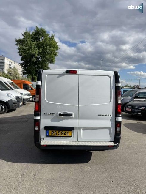 Renault Trafic 2021 - фото 9