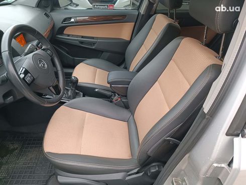 Opel Astra 2007 серый - фото 19