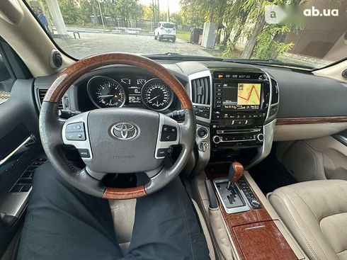 Toyota Land Cruiser 2014 - фото 13