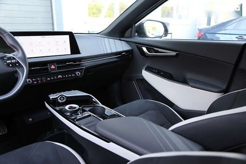 Kia EV6 2022 - фото 15