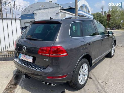 Volkswagen Touareg 2012 - фото 12