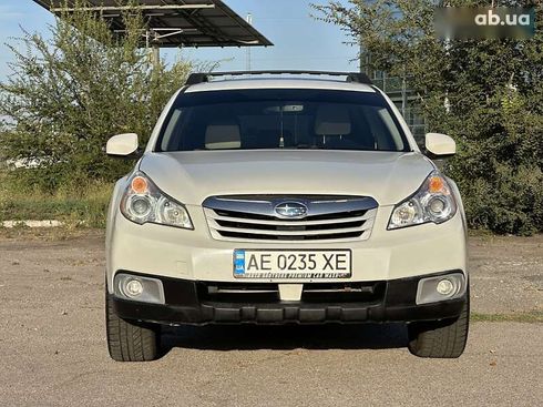 Subaru Outback 2011 - фото 3