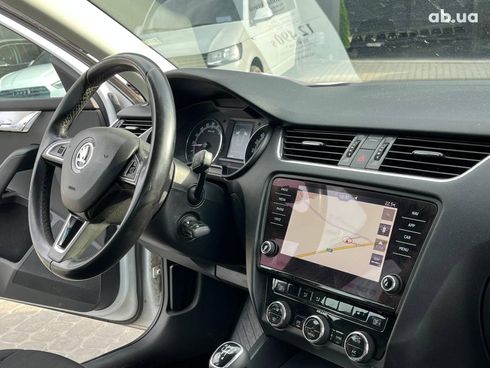 Skoda Octavia 2017 белый - фото 24