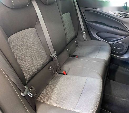 Opel Insignia 2019 - фото 10