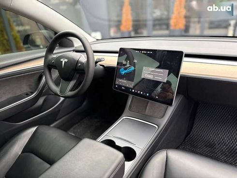 Tesla Model 3 2021 - фото 28