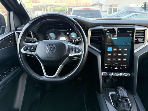 Volkswagen Amarok 2023 - фото 15