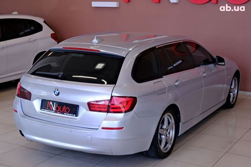 BMW 5 серия 2011 серый - фото 5