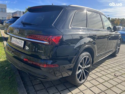 Audi Q7 2021 - фото 26