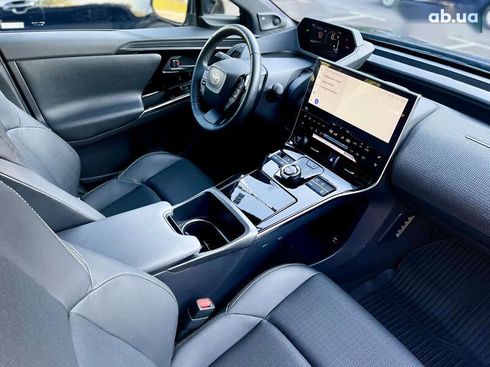 Toyota bZ 2023 - фото 21