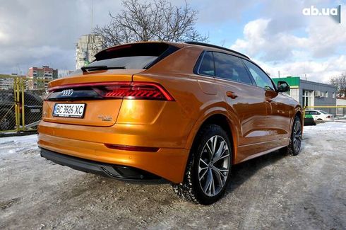 Audi Q8 2020 - фото 6