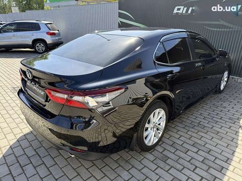 Toyota Camry 2021 - фото 24