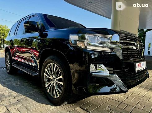 Toyota Land Cruiser 2020 - фото 11